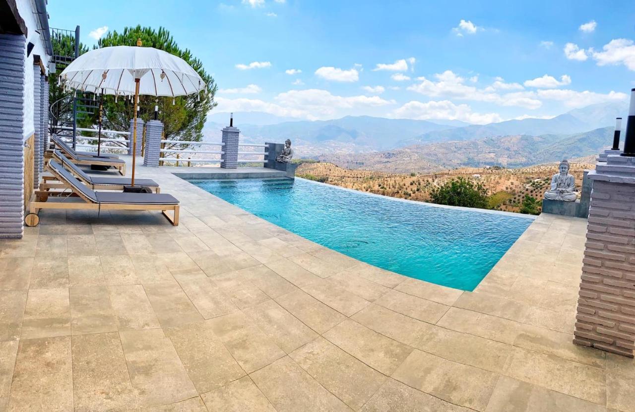 Готель Casa Eden - Mountain View, Infinity Pool Alozaina Екстер'єр фото